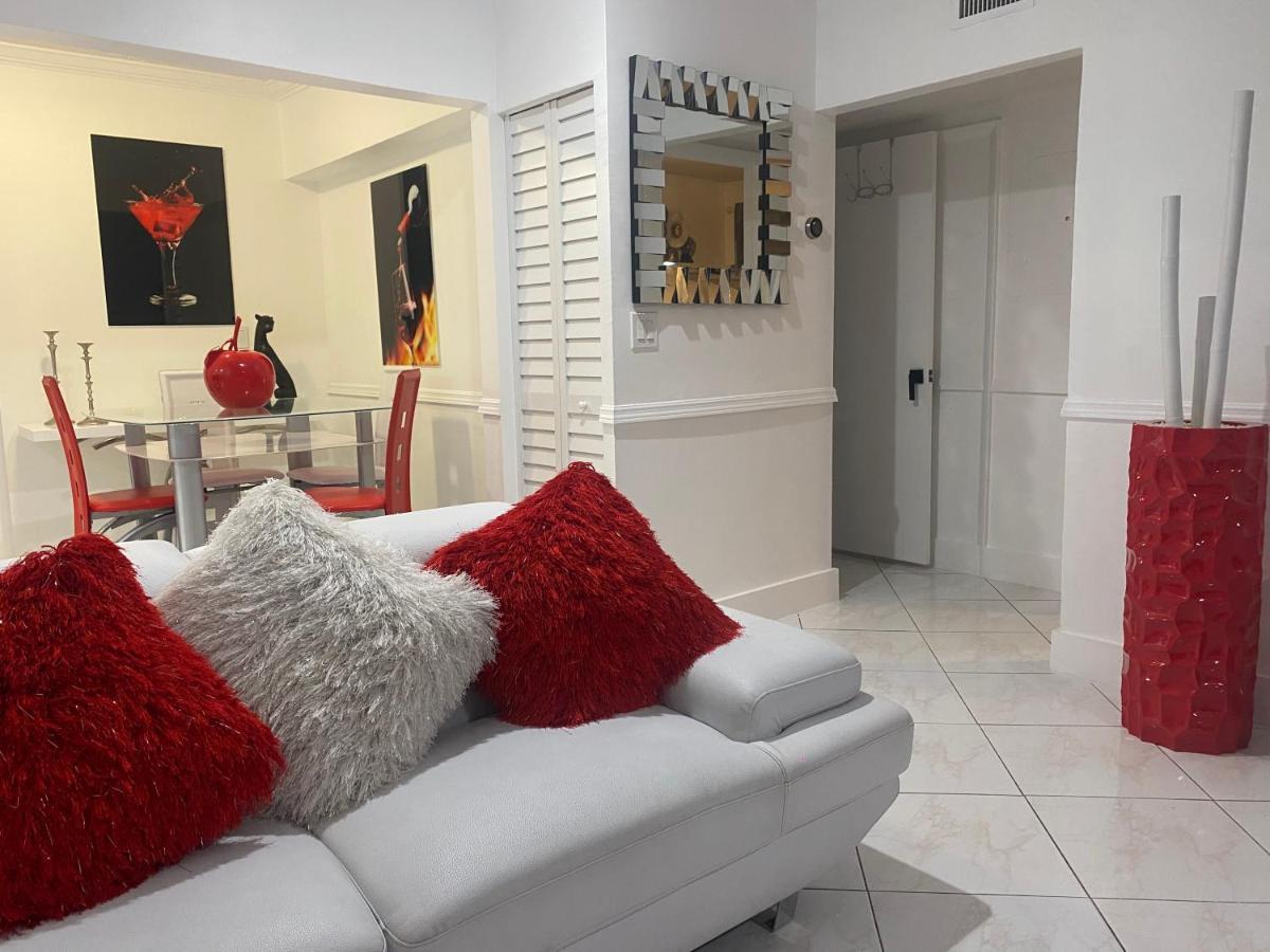 Ferienwohnung Beautiful House 7 Min From Miami Airport W Free Parking Exterior foto
