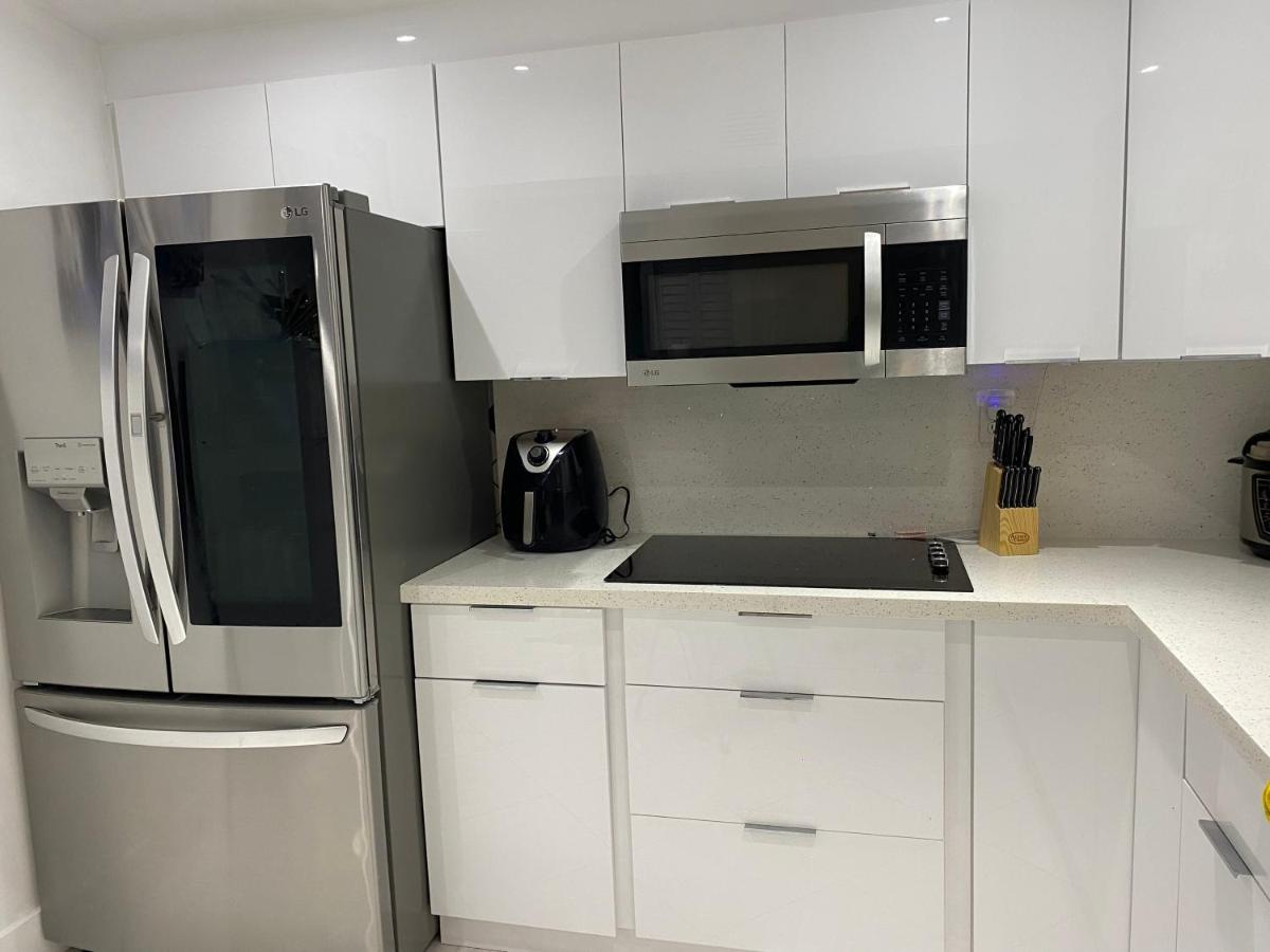 Ferienwohnung Beautiful House 7 Min From Miami Airport W Free Parking Exterior foto