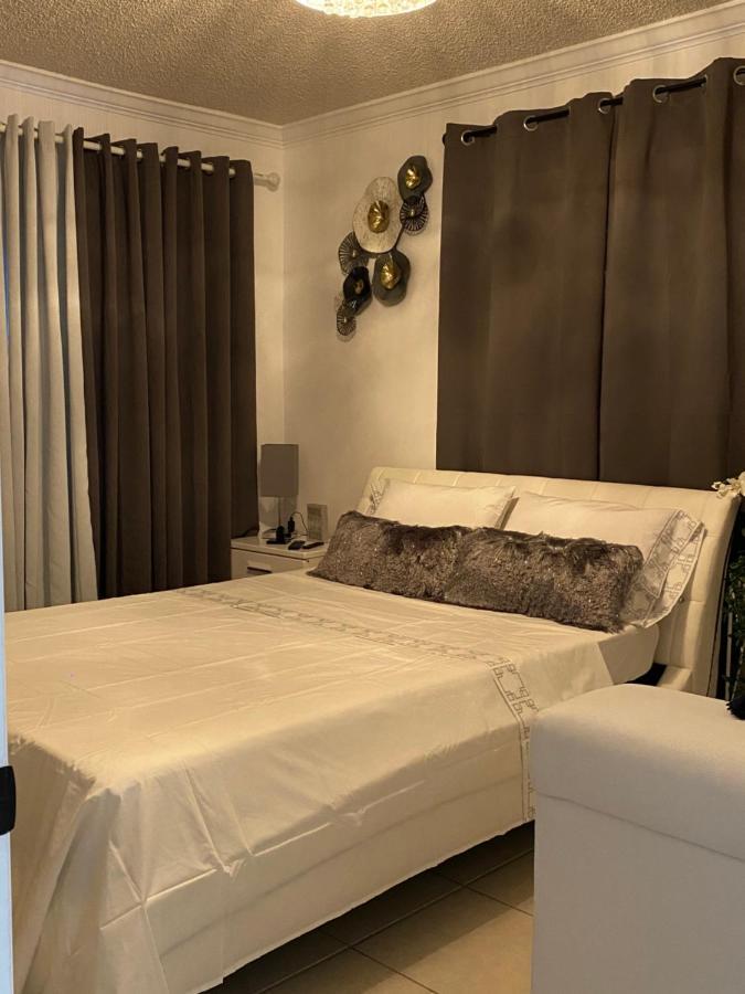Ferienwohnung Beautiful House 7 Min From Miami Airport W Free Parking Exterior foto